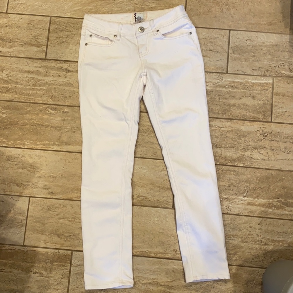 White new without tags jeans! Never worn.